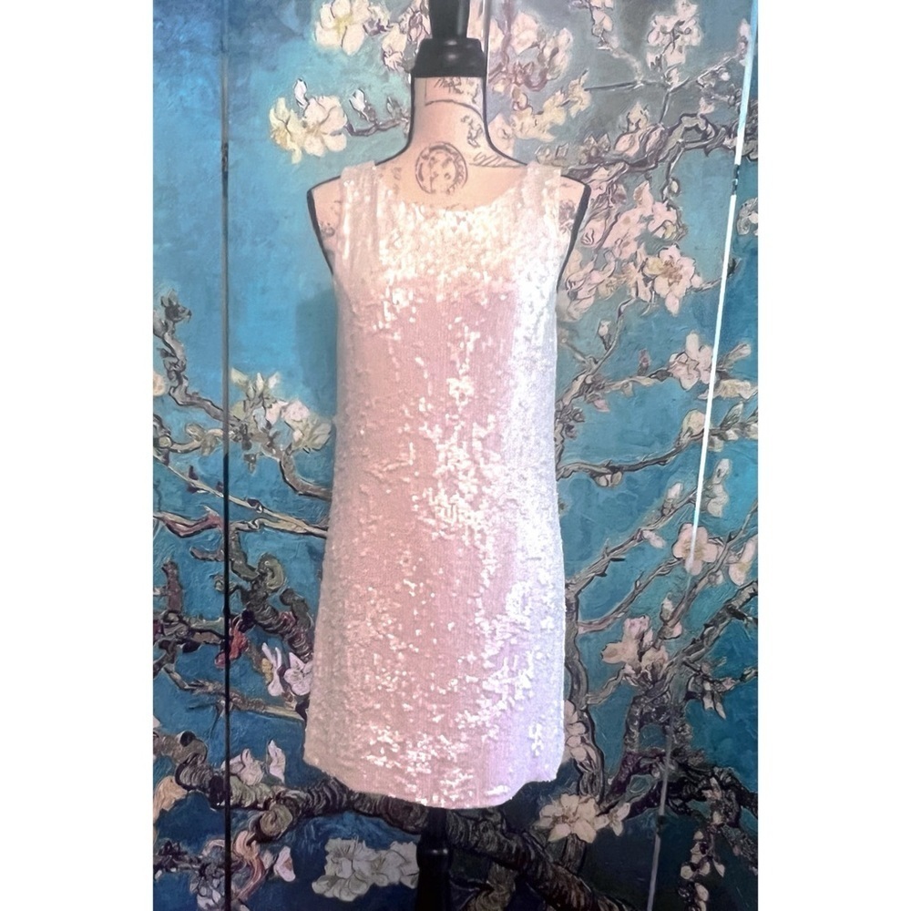 SZ S Jenny Kayne white, sequenced, cocktail dress.